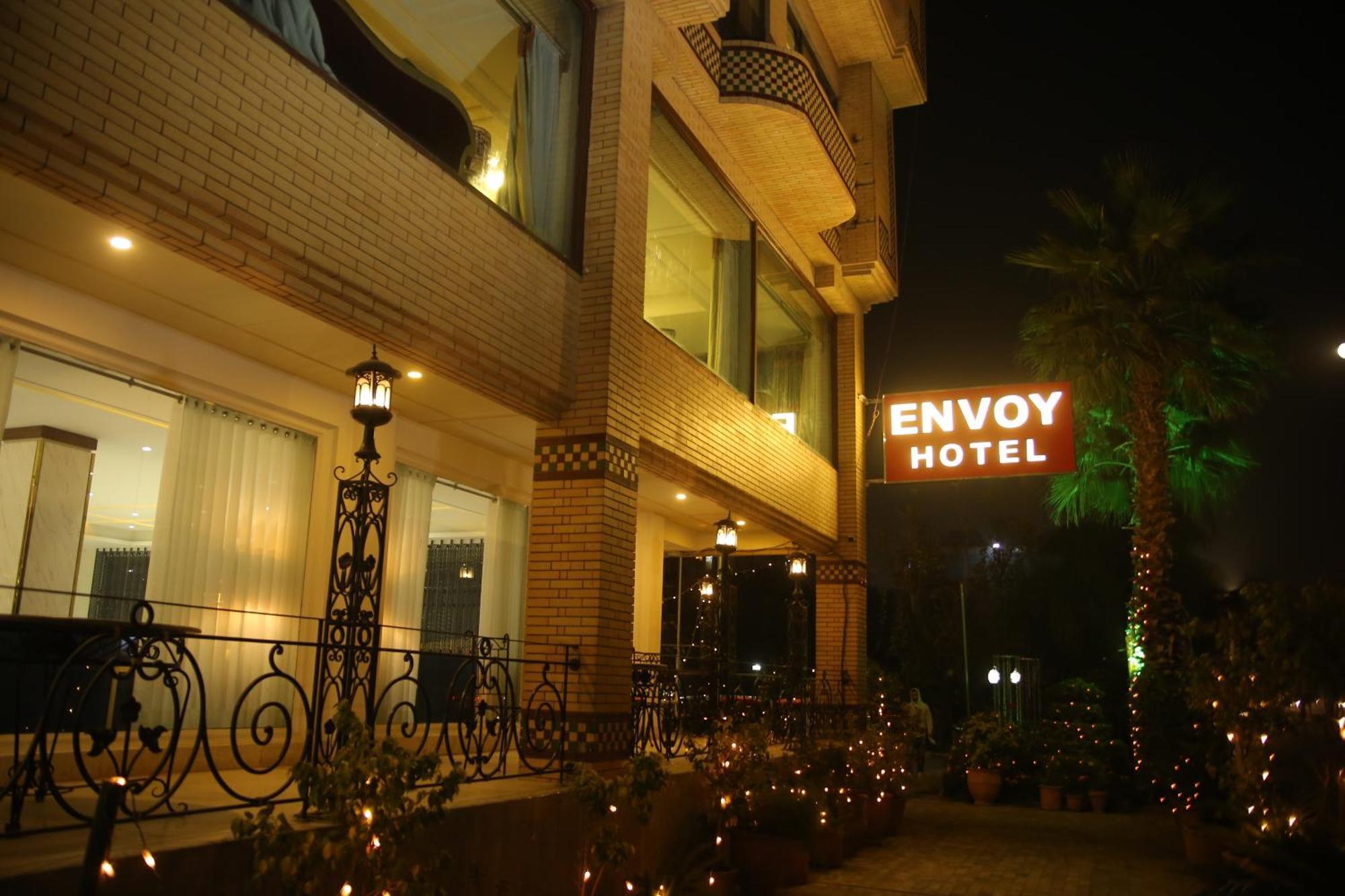 Envoy Continental Hotel Islamabad Buitenkant foto