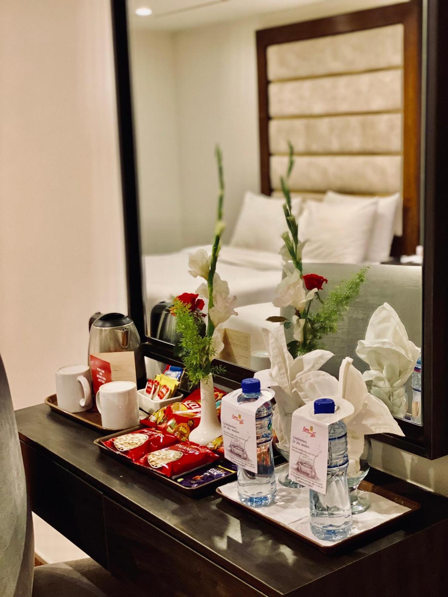 Envoy Continental Hotel Islamabad Buitenkant foto