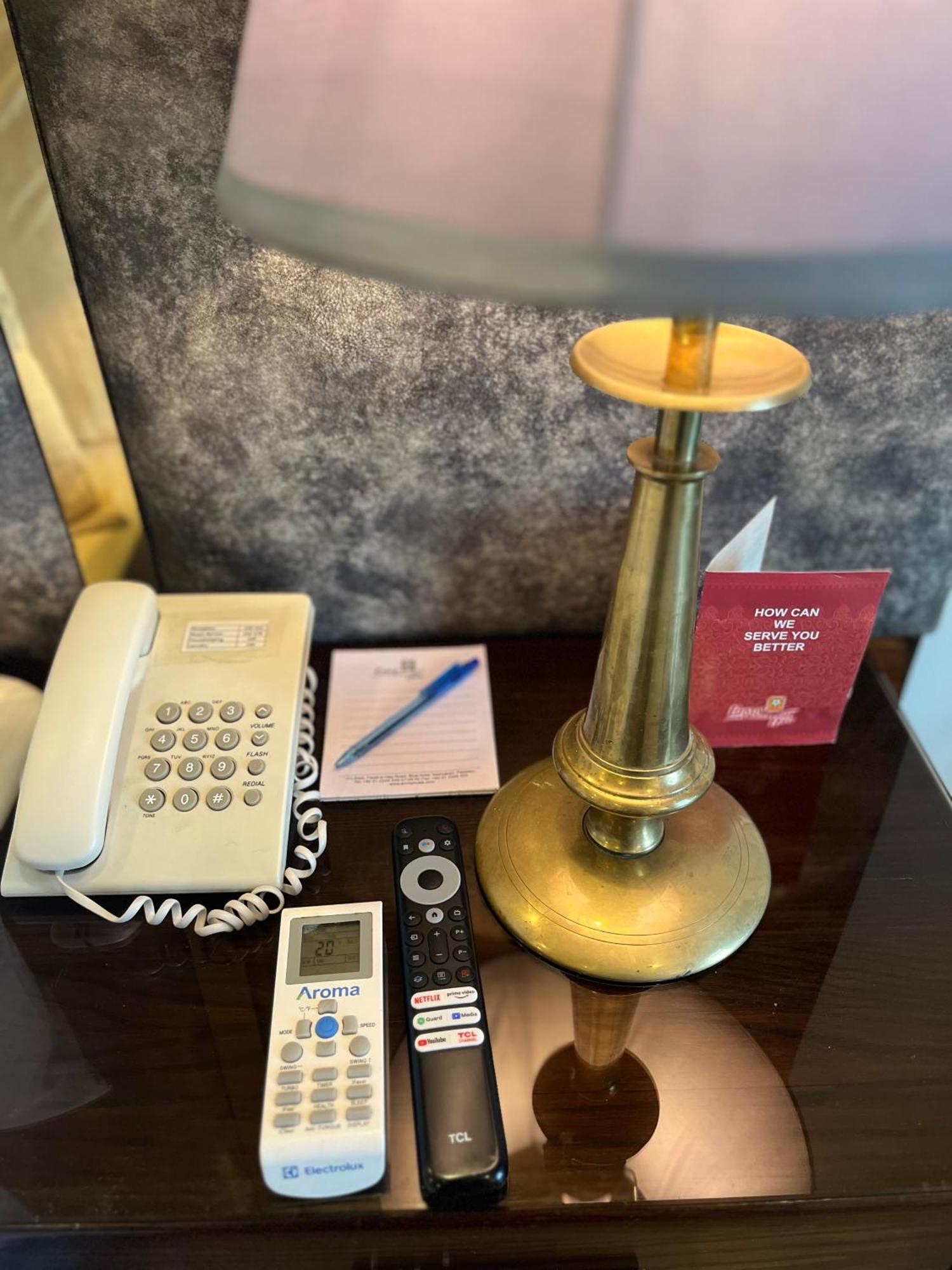 Envoy Continental Hotel Islamabad Buitenkant foto