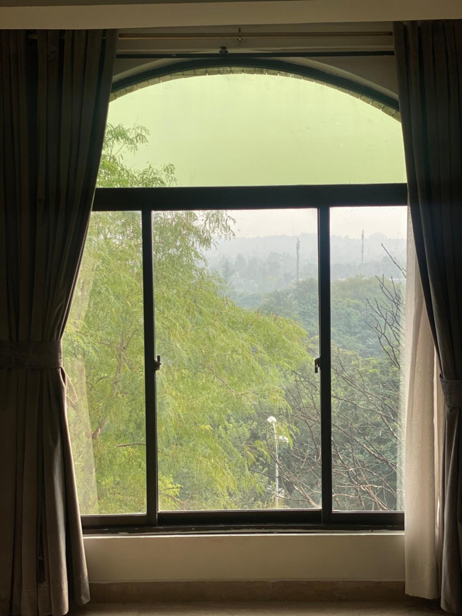 Envoy Continental Hotel Islamabad Buitenkant foto